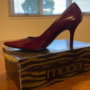 Wine eel skin  leather 3 inch heels
